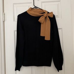 Black beige color block bow neck sweater